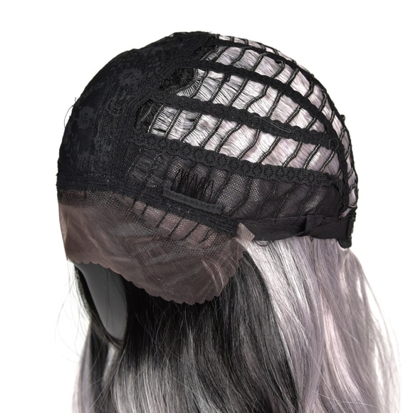 20" Sliver Icy Platinum Wavy Lace Wig | Tammy - Picture 7 of 8